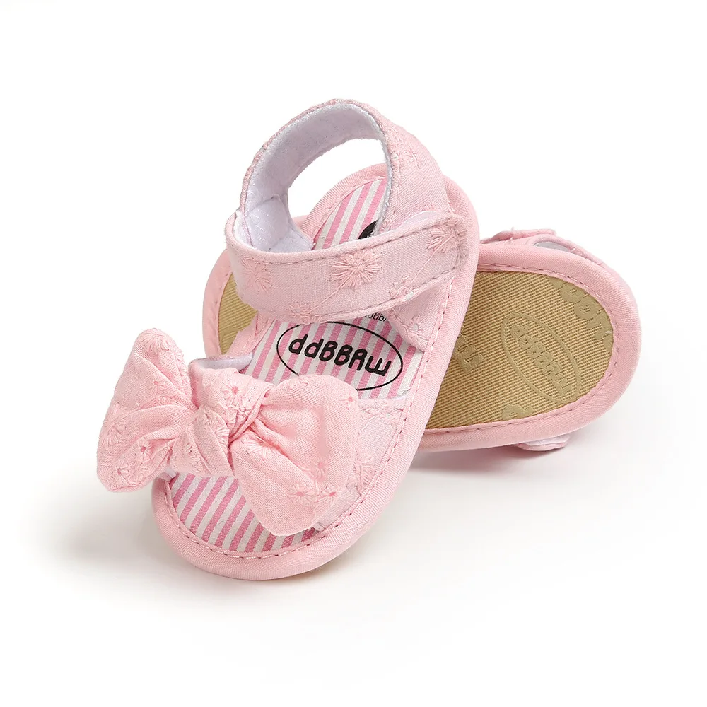 Сандалии для новорожденных девочек, сандалии для малышей с бантиком, Мягкая резиновая подошва, Нескользящая Летняя обувь с цветочным кружевом, Обувь для первых ходунков