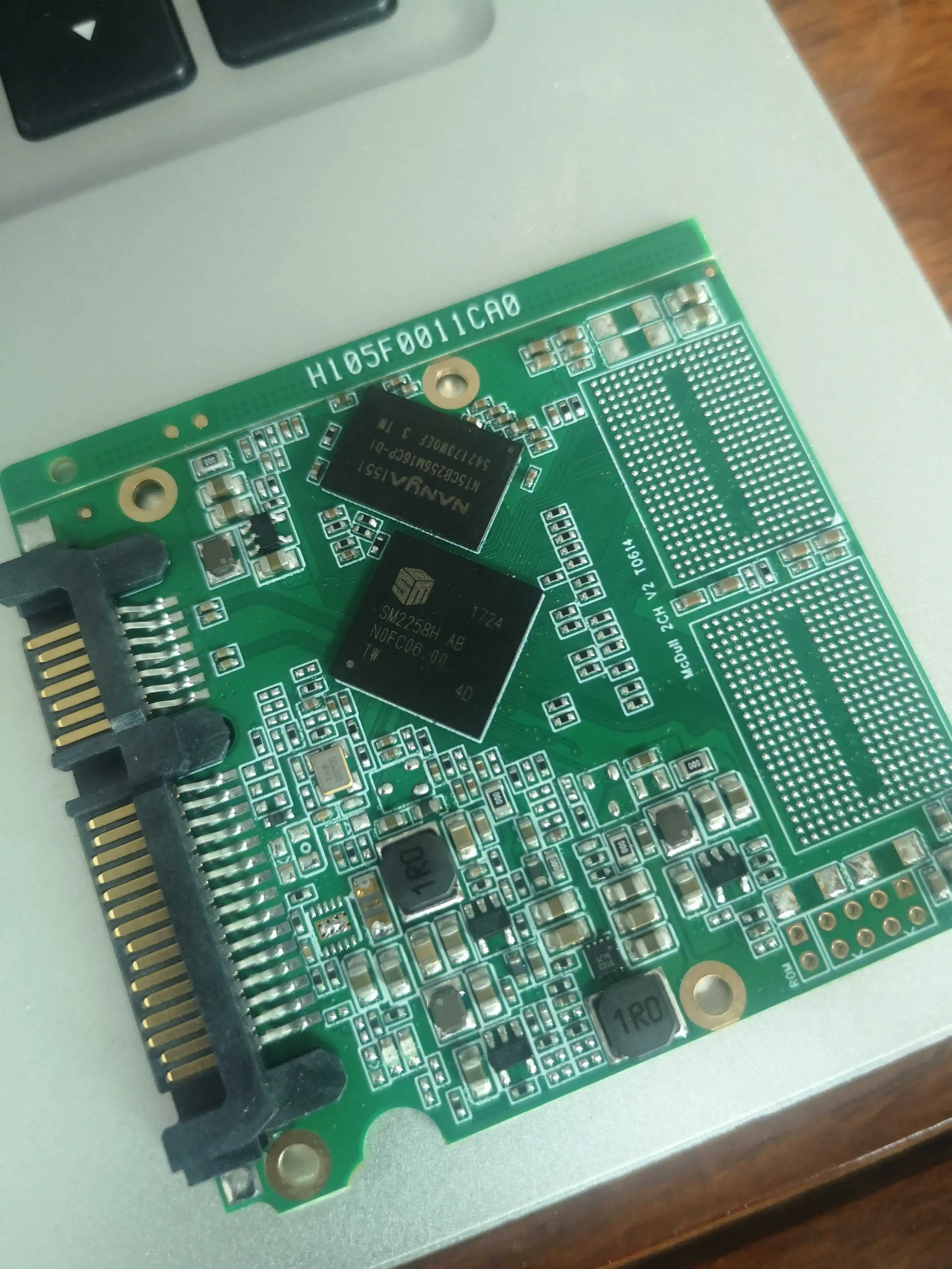 Оболочка твердотельного диска SSD SM2254G BGA316 с двойной вставкой DY Sleeve Протокол SATA
